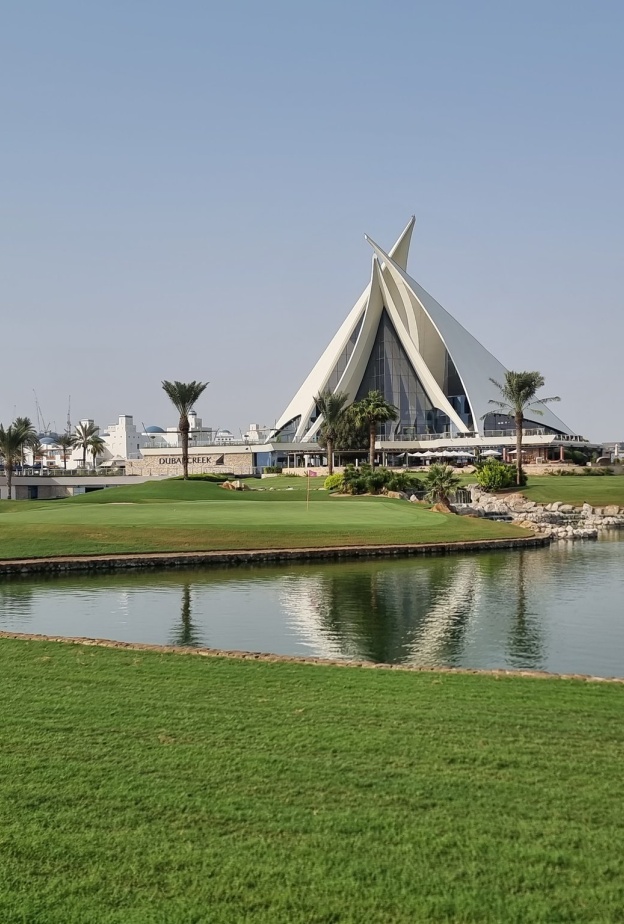 نادي خور دبي للجولف واليخوت.. وجهة مثالية لعشاق الجولف وتجربة شاطئية لا تنسى