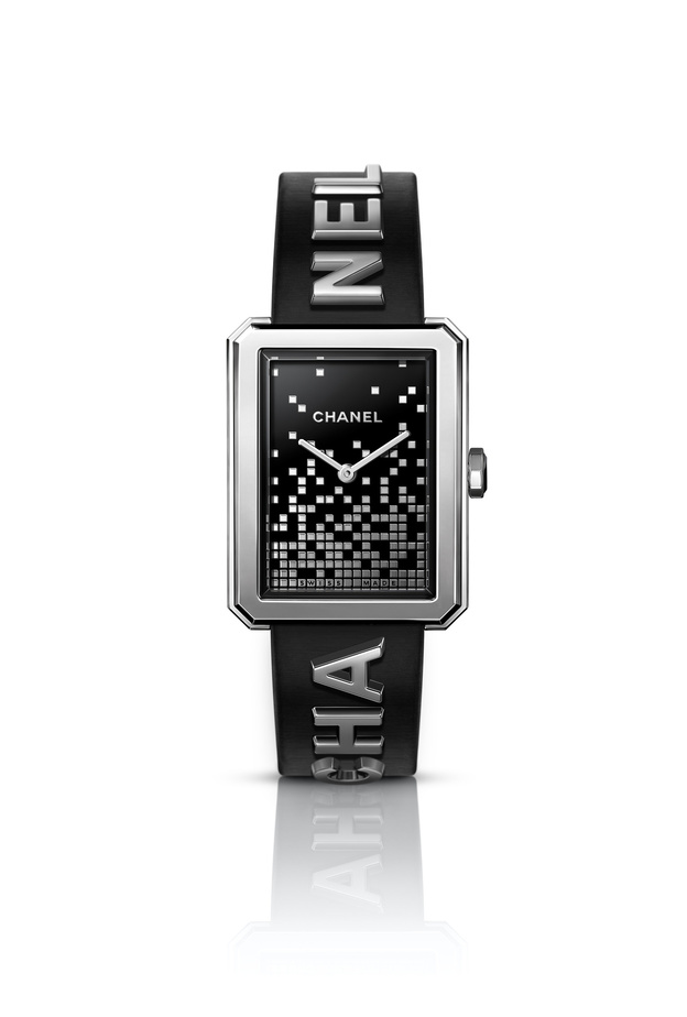 ديور تقدم مجموعة كبسولة جديدة من الساعات 