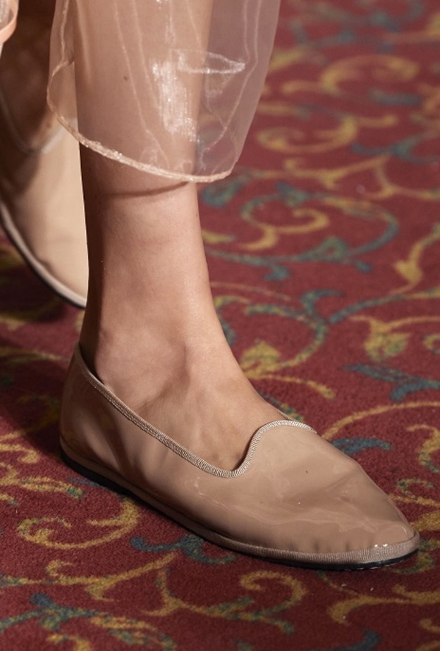 أحذية صيف 2022 أبرزها الموكاسان المميّز من Francesca Liberatore