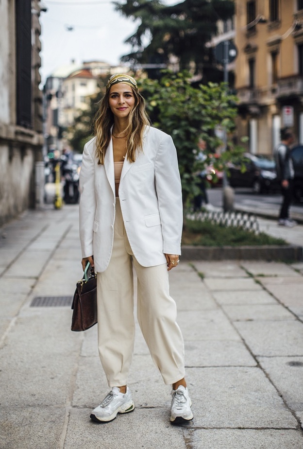 أفكار تنسيق لوك كاجوال بأسلوب عصري لافت من Street style