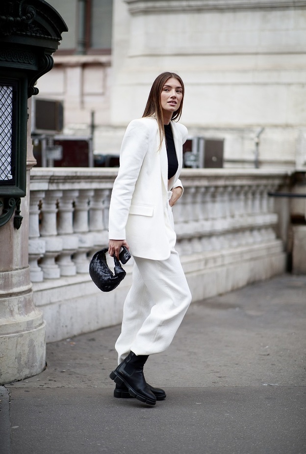 كيفية تنسيق البليزر بأسلوب Street style العصري المواكب للموضة العالمية