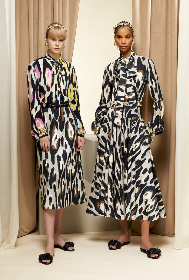 موديلات فساتين محتشمة للمحبجات من مجموعات ريزورت 2023