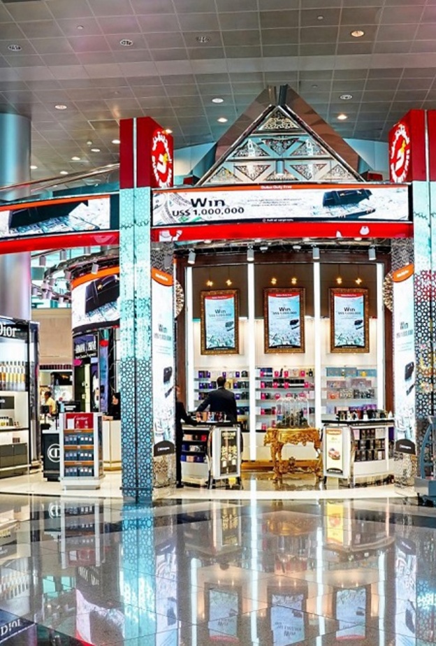 ما هي السوق الحرة في المطار وأفضل المنتجات التي يمكن شراؤها؟