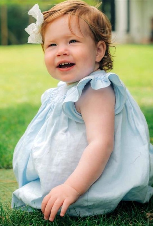 صورة جديدة لليليبيت ديانا بمناسبة عيد ميلادها الأول