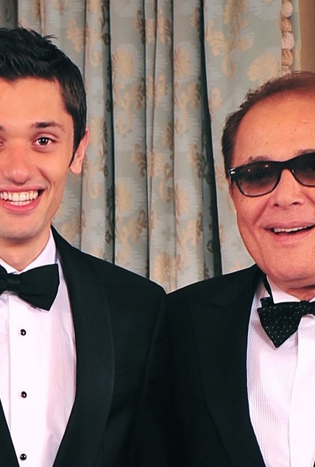 كريم محمود عبد العزيز ووالده 