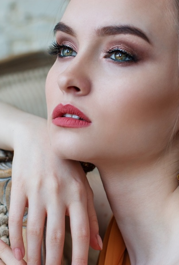 هدايا المكياج من الهدايا المفضلة للمرأة في عيد الاضحى