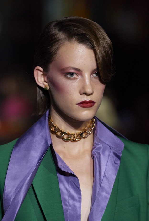 الوان احمر شفاه مخملية ومات لصيف 2022 من دار Valentino