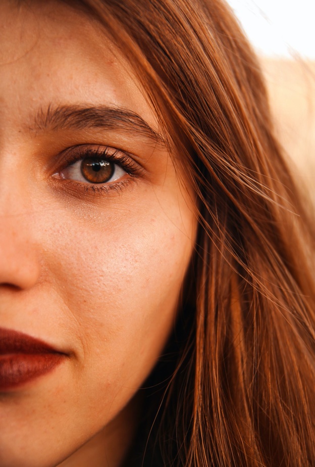 5 خطوات تساعد في العناية بالبشرة الدهنية في فصل الصيف