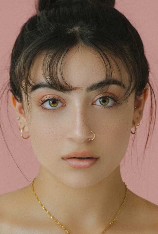 خطوات تقشير البشرة الدهنية بوصفة سهلة وسريعة قبل عيد الأضحى 2022