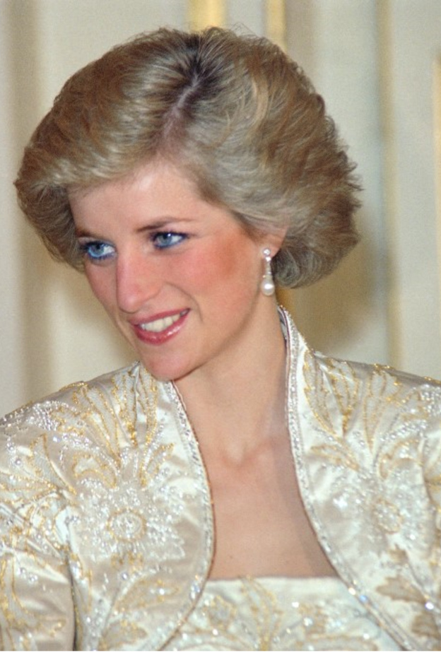 ما هو مطعم البيتزا المفضل للأميرة الراحلة ديانا؟