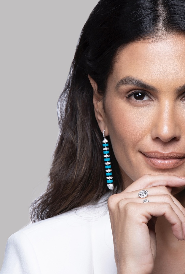 أقراط صيفية من ديفيد موريس