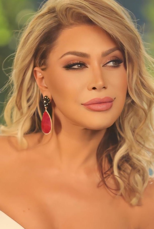 أقراط نوال الزغبي من Azar Gems Fine Jewelry