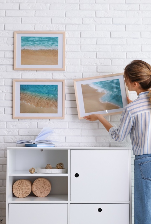 اللوحات الفنية من أبسط طرق تجديد البيت