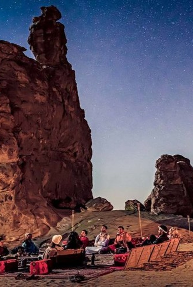 تجربة تأمل النجوم في الغراميل بالعلا أحد أمتع التجارب في العلا