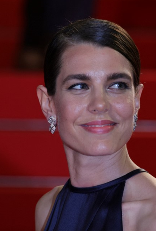 شارلوت كاسيراغي في فيديو جديد لشانيل Chanel