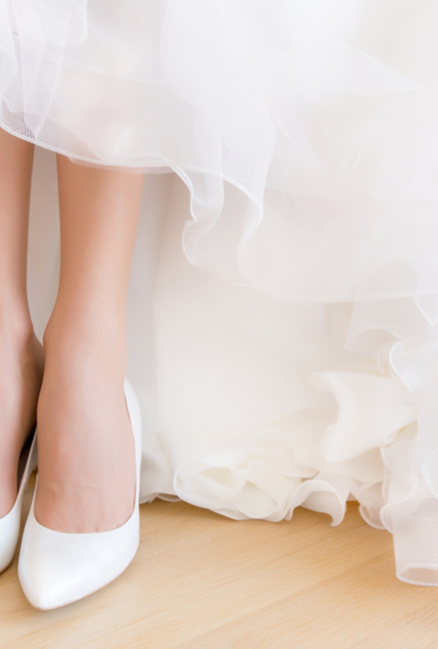 مواصفات حذاء العروس الصحية لتجنب آلام الظهر يوم الزفاف