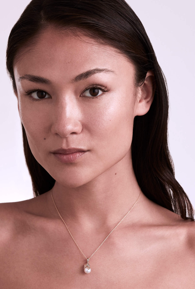 قلادة ذهبية من الأبراج الفلكية من ستيفن ويبستر 