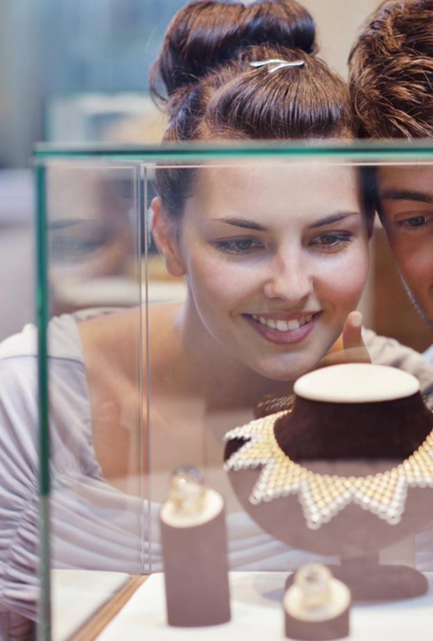 نصائح مهمة يجب ان تنتبه اليها العروس عند اختيار الشبكة