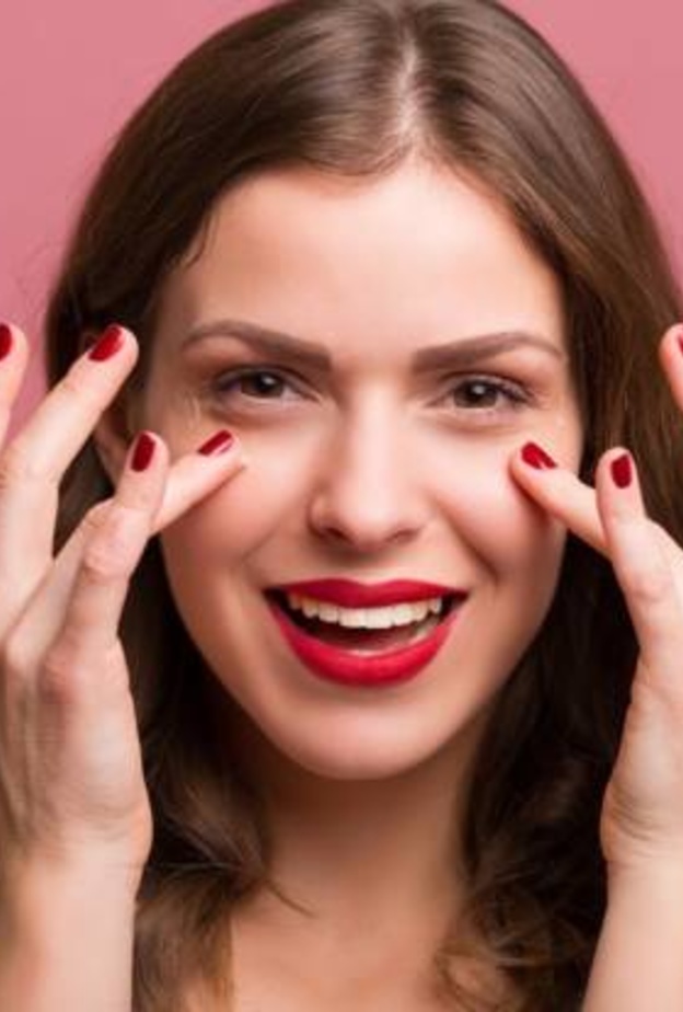 وصفات طبيعية فعالة للتخلص من الهالات السوداء خلال يومين