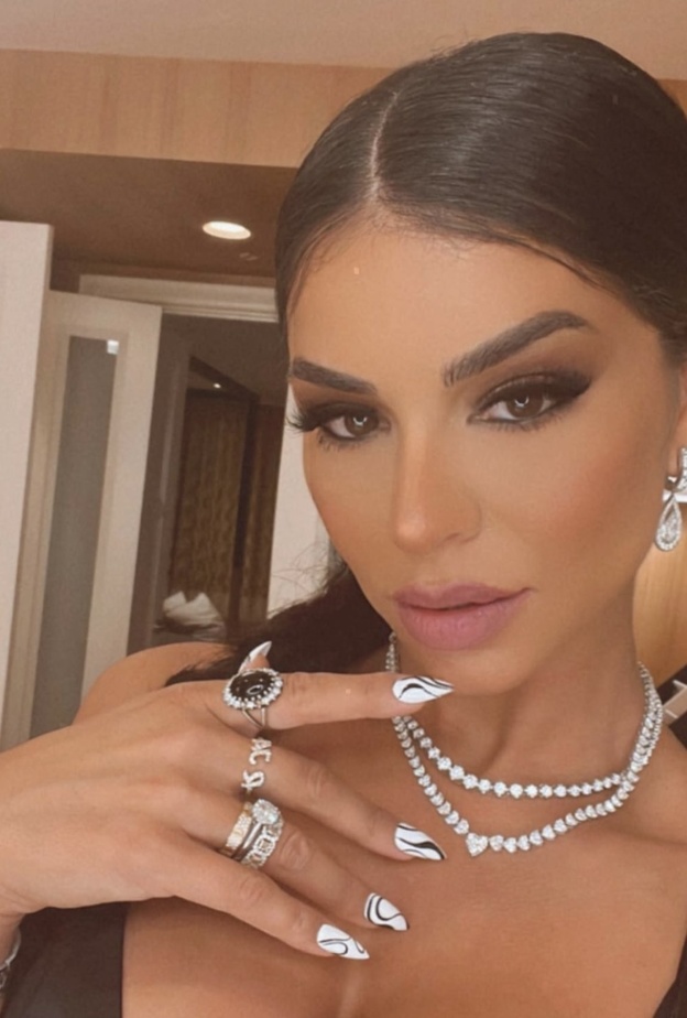 صورة لمكياج ريما فقيه من حسابها على انستغرام