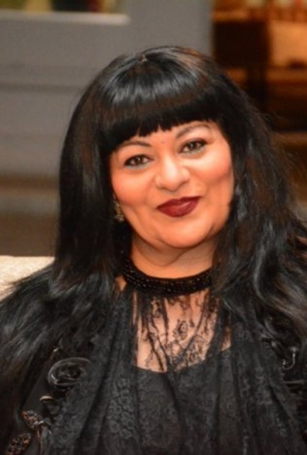 فريدة سيف النصر تكشف عن خلطة طبيعية لتكثيف الشعر ونموه ..إليك خطواتها