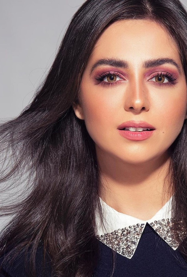 هبة مجدي ترفع شعار الجمال الطبيعي.. إليكم أبرز إطلالاتها الجمالية في عيد ميلادها