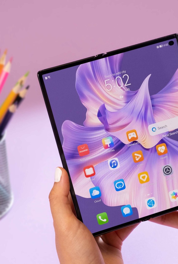 ما الذي يجعل هاتف HUAWEI Mate Xs 2 هاتفنا الرائد القابل للطي المفضل في الإمارات لعام 2022؟