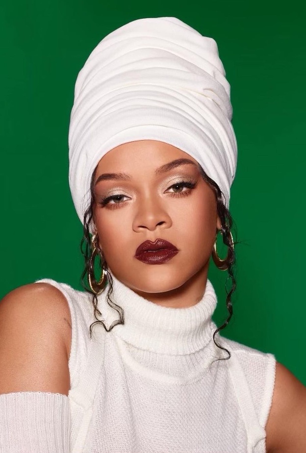 رسمات مكياج تناسب البشرة السمراء تألقي بها في عيد الاضحى على خطى ريهانا