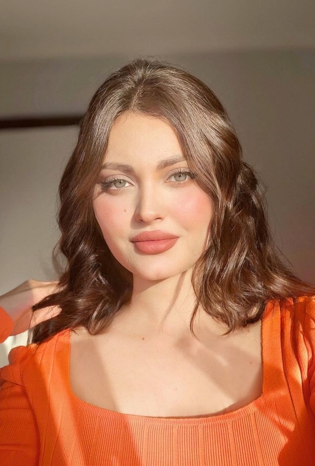 ابنة شقيق كاظم الساهر بإطلالة جمالية لافتة في أحدث ظهور لها وأهم خطوات مكياجها