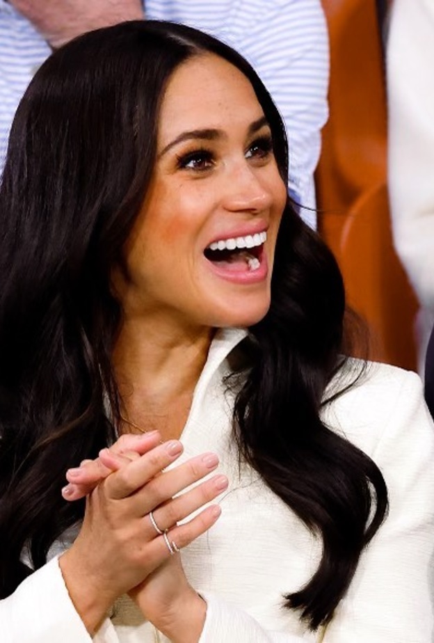 خواتم ميغان ماركل من الألماس المتلألئ من شيفون Shiffon