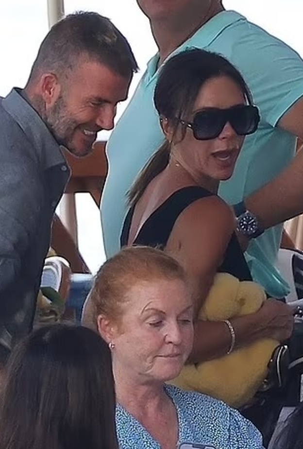  دوقة يورك تنضم لعائلة بيكهام في عطلتهم السياحية الجديدة