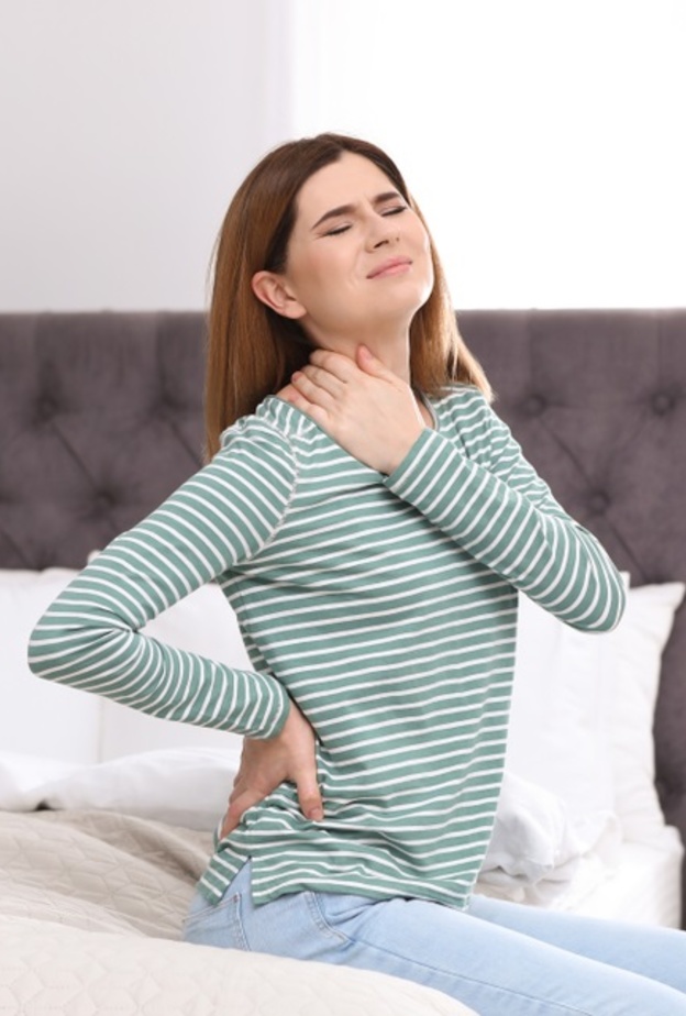 8 نصائح ذهبية للحفاظ على صحة العمود الفقري