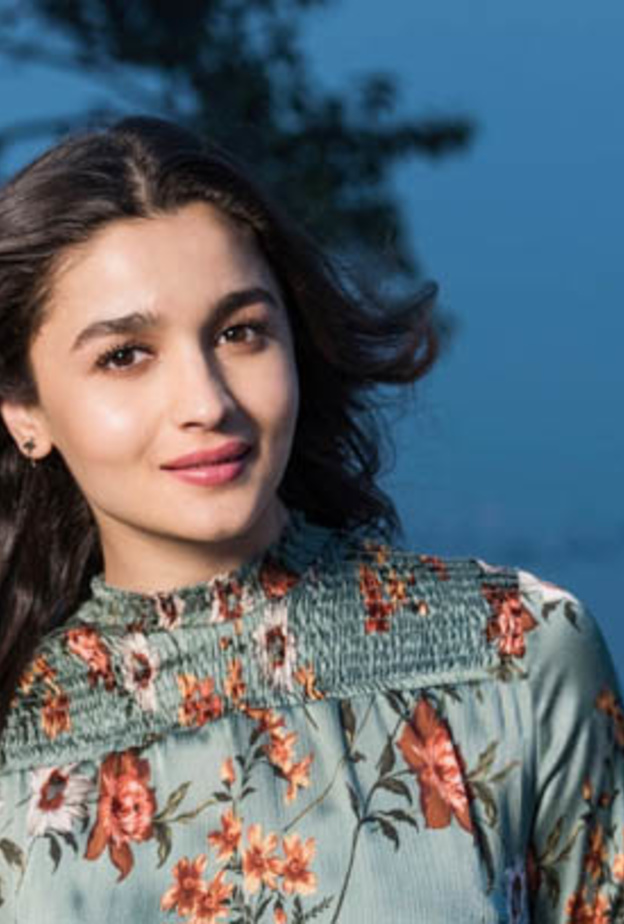 عليا بهات تستعد لعرض إعلان قصير لفيلمها الجديد Darlings