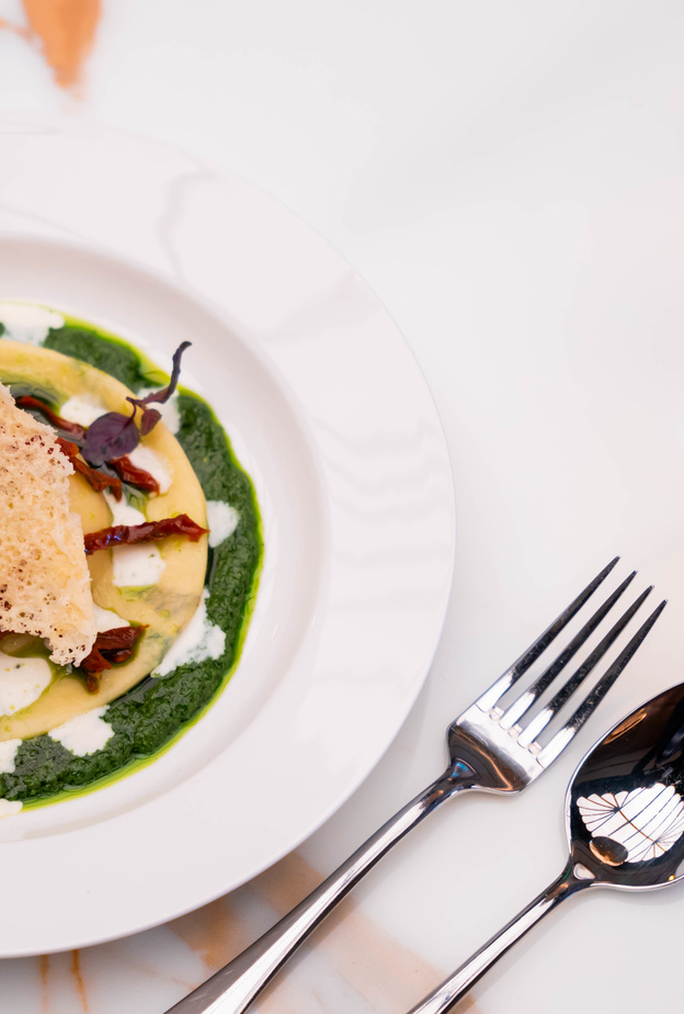 عيشوا تجربة تقاليد الطهي العريقة للمطاعم الفرنسية الأيقونية بأسلوب Art Deco في Belgravian Brasserie - الخُبر