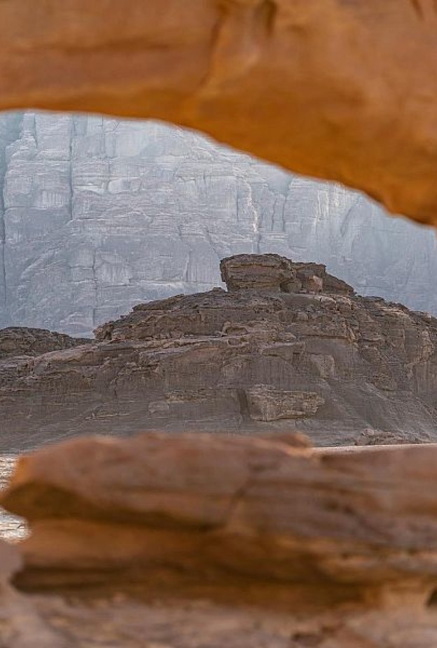 صحراء حسمي.. تجربة ساحرة لعشاق المغامرة والكشتات في أحضان الطبيعة