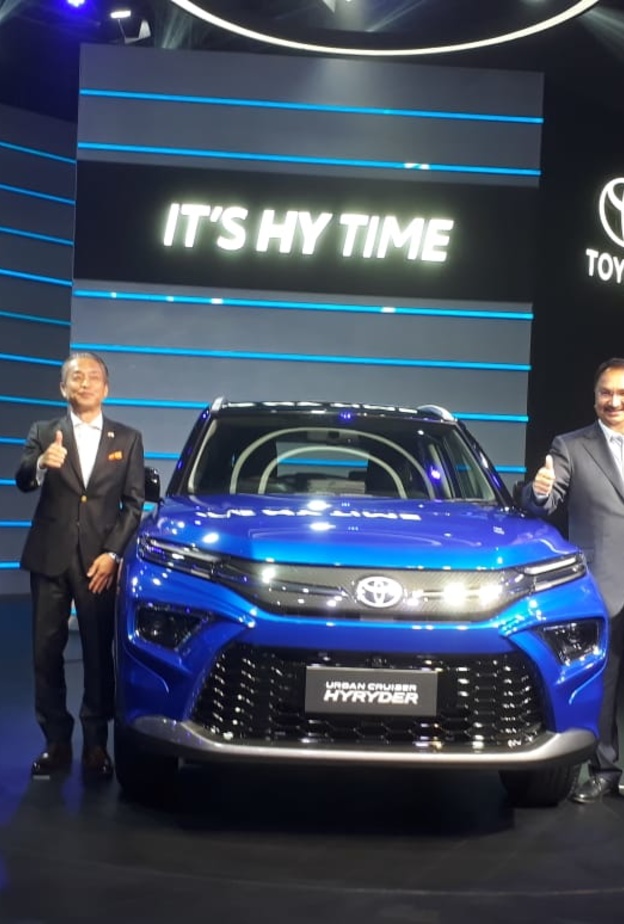 تويوتا تكشف عن اوربان كروزر هايرايدر الجديدة كلياً