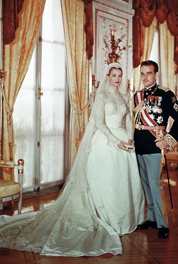 Grace Kelly فستان زفاف ملكي من