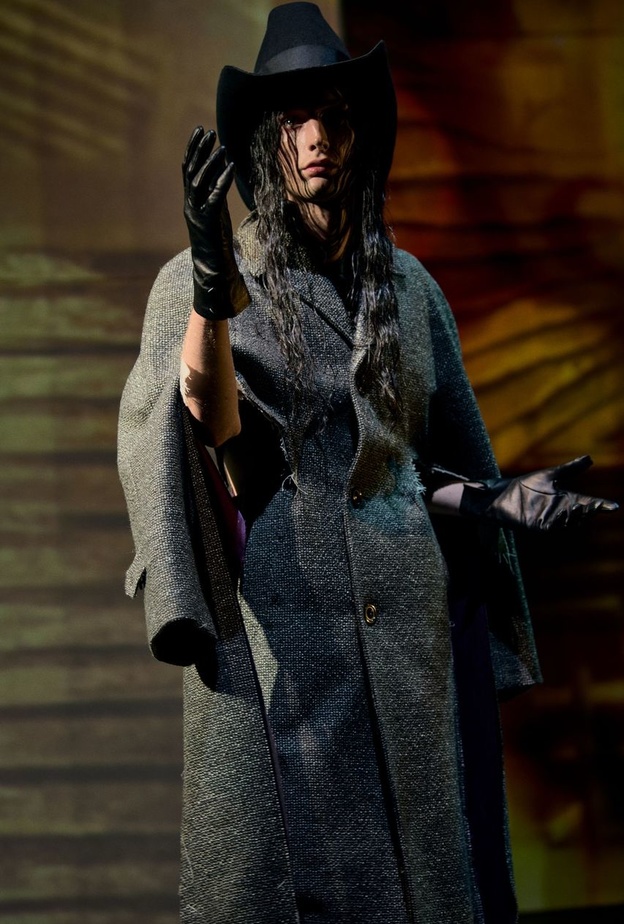 دار Maison Margiela تستعرض تشكيلة Artisanal 2022