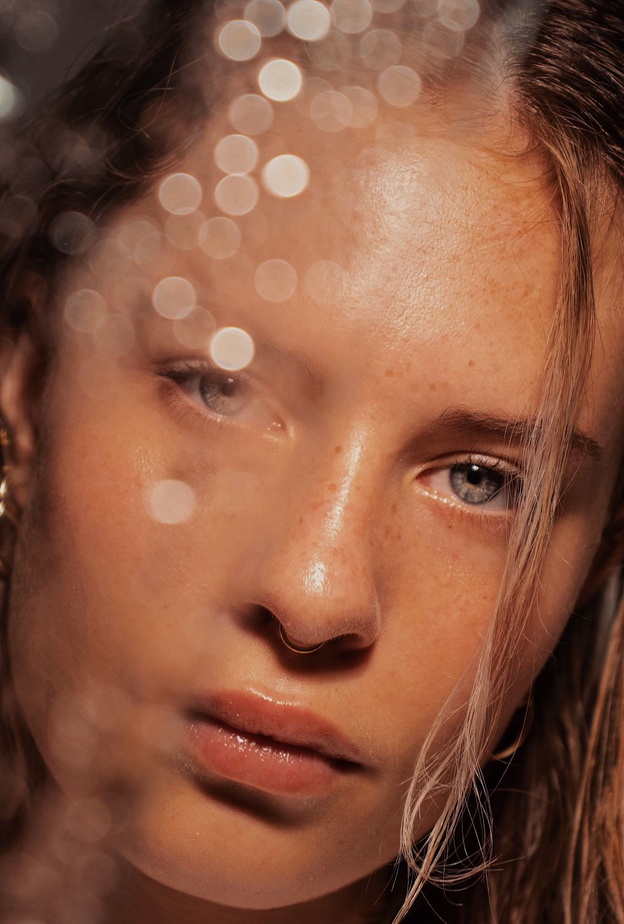 أفضل خلطات طبيعية لحماية البشرة من أشعة الشمس الضارة