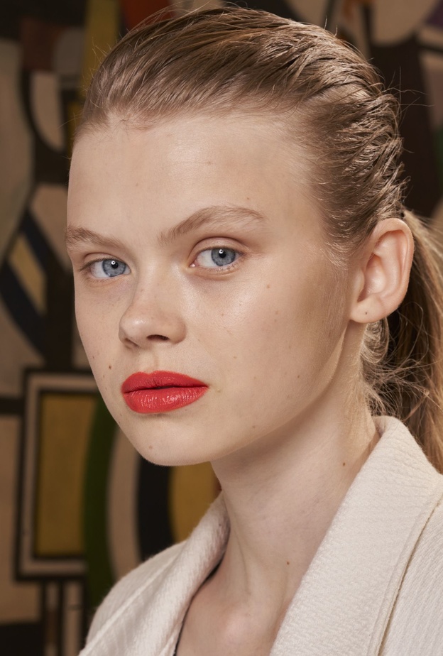 نصائح لاختيار أجمل ألوان أحمر الشفاه لهدايا عيد الأضحى 2022 بحسب لون البشرة