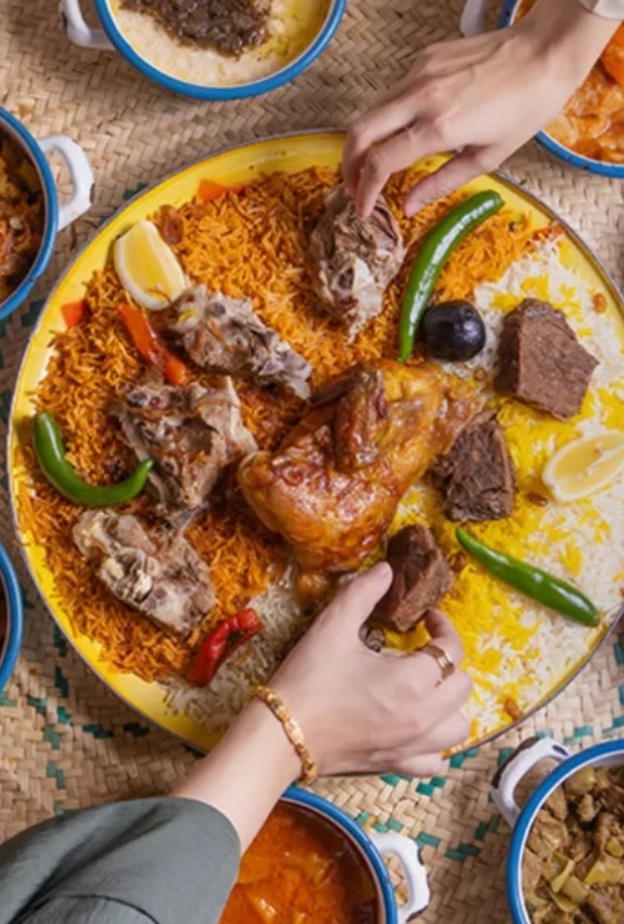 أشهى الماكولات بانتظارك - المصدر وام 