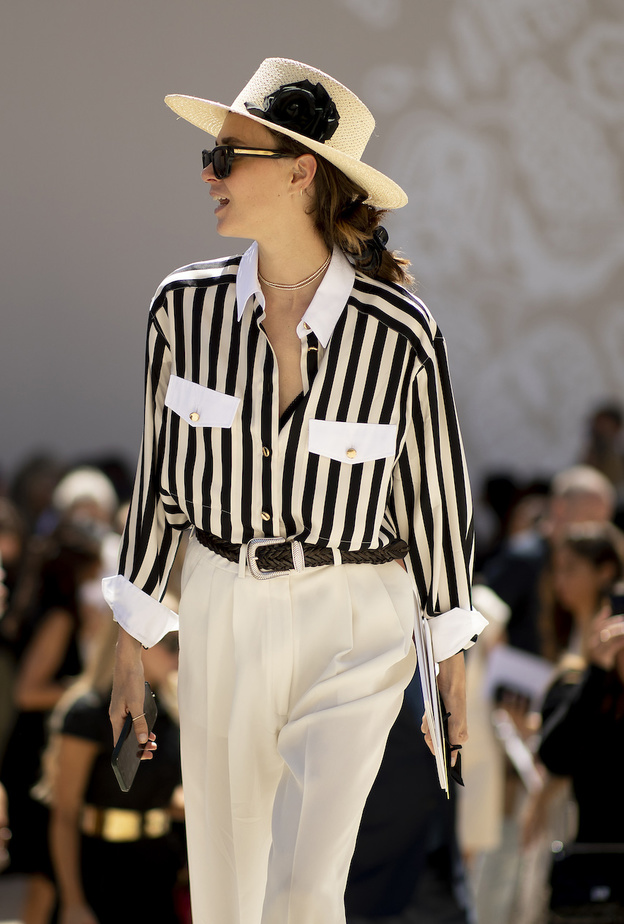 أفكار عصرية لتنسيق القبعات موضة هذا الموسم 