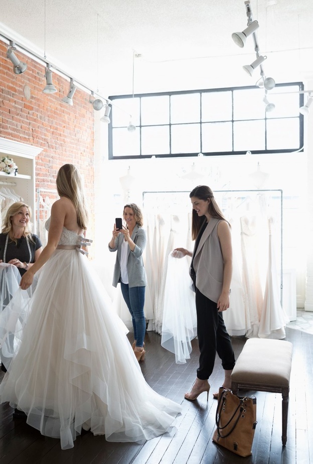 اصطحبي معك من تثقين بذوقكهم