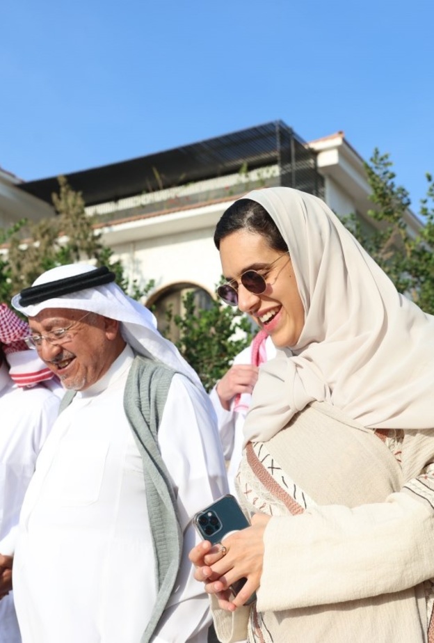 الأميرة "هيفاء بنت محمد" في جولة على أبرز المواقع السياحية بالطائف
