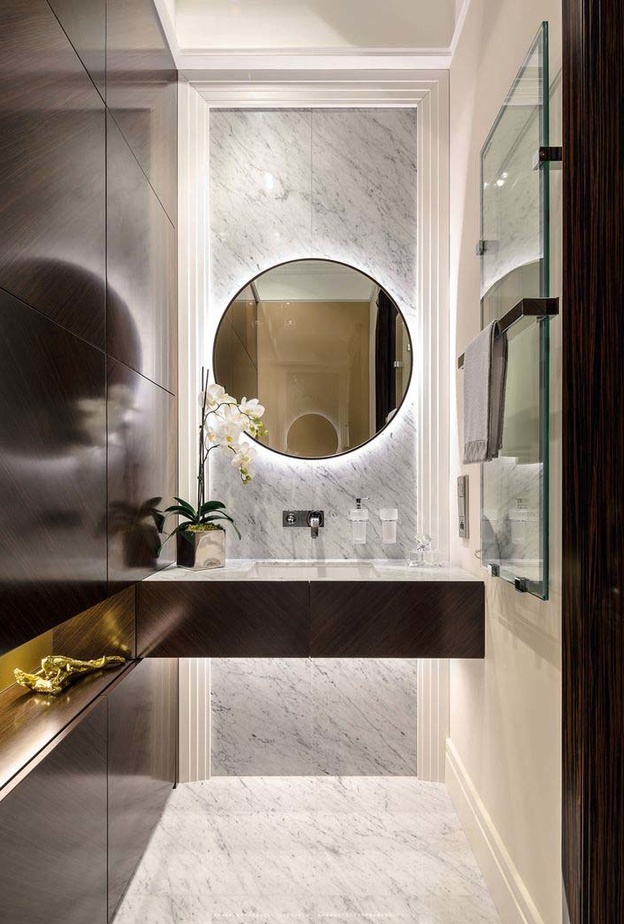 الرخام لحمامات صغيرة وفخمة