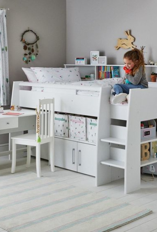 السرير الكابينة من أفضل ديكورات غرف نوم الأطفال التي تساعدهم على الإصابة بالأحلام المزعجة
