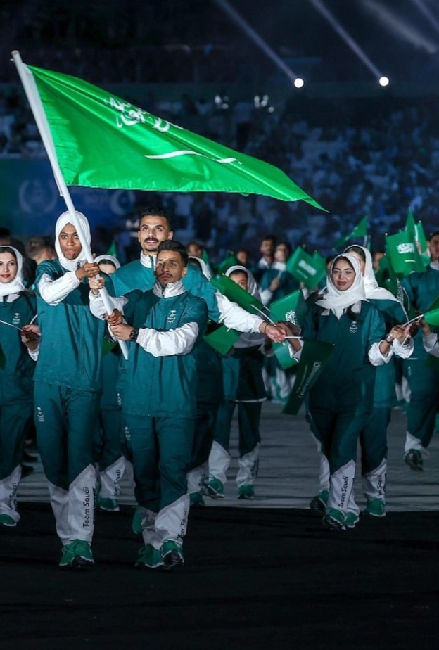 بالصور: الوفد السعودي في حفل افتتاح دورة ألعاب التضامن الإسلامي و"دنيا أبو طالب" ترفع العلم السعودي