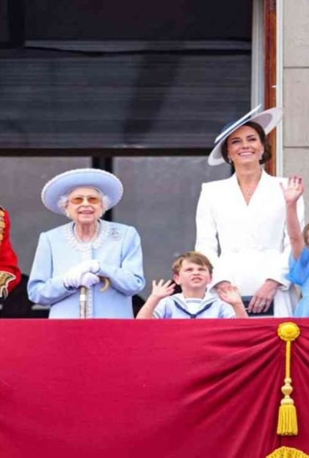 العائلة المالكة البريطانية لا تعرف أي شيء عن محتوى كتاب الأمير هاري