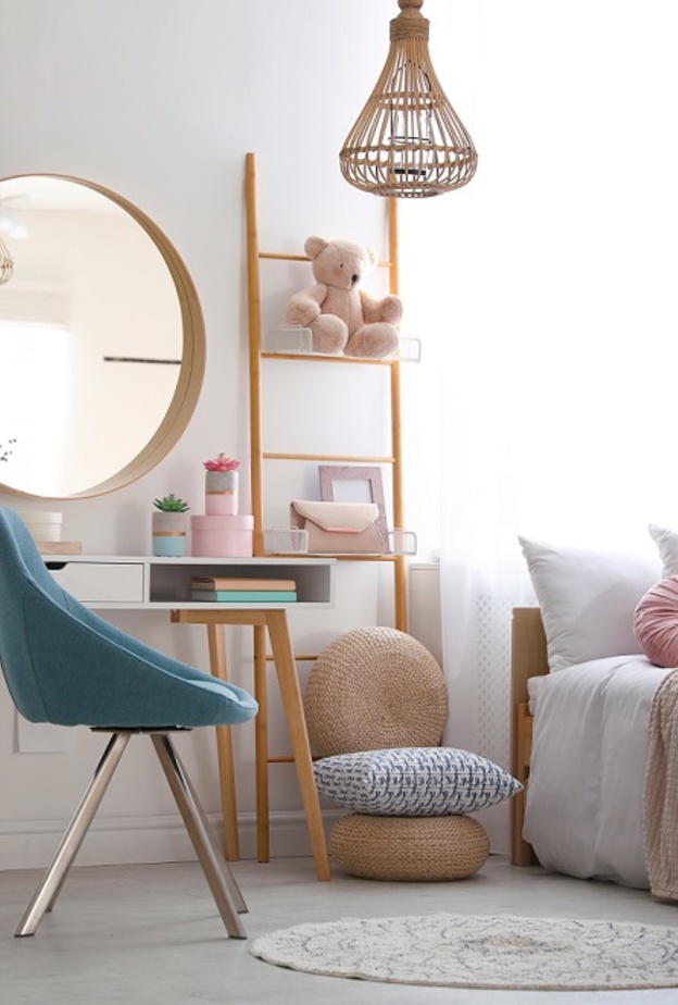 وفقاً لخبراء الفينغ شوي.. أسباب تمنعك من وضع السرير تحت النافذة في غرفة النوم