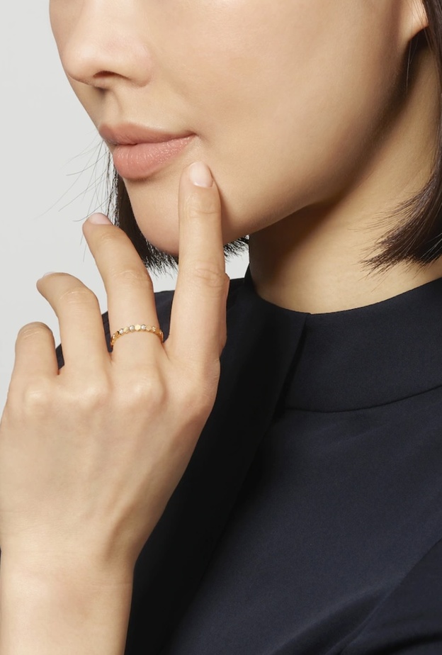 خاتم ذهبي راقي من شوميه 